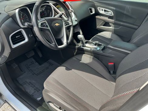 Used 2015 Chevrolet Equinox LT w/ Driver Convenience Package image 12