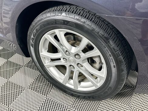 Used 2014 Chevrolet Camaro LS image 33