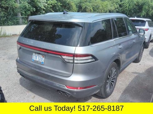 Used 2023 Lincoln Aviator Reserve w/ Elements Package Plus AWD/4WD image 2