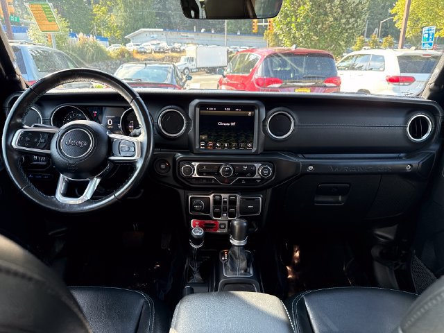 Used 2022 Jeep Wrangler Unlimited Rubicon 4xe AWD/4WD image 11