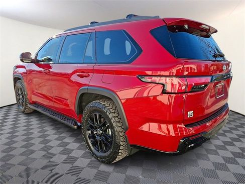 Used 2025 Toyota Sequoia Limited w/ Tow Technology Package image 4