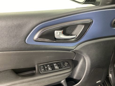 Used 2016 Chrysler 200 S w/ Navigation & Sound Group I AWD/4WD image 15