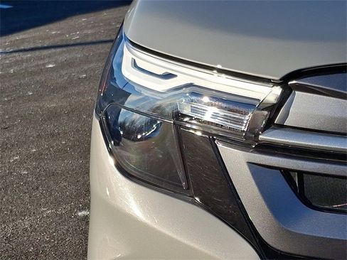 Certified 2025 Subaru Forester Premium image 8