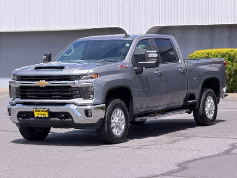 Used 2024 Chevrolet Silverado 3500 LT w/ All Star Edition AWD/4WD image 17
