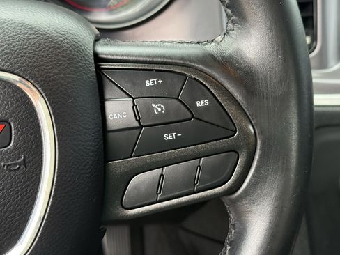 Used 2020 Dodge Charger SXT w/ Blacktop Package RWD image 17