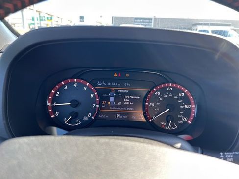 Used 2025 Nissan Frontier PRO-4X w/ Black Accent Package image 22