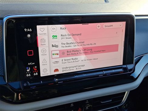 Certified 2025 Volkswagen Atlas Cross Sport SEL Premium R-Line image 17