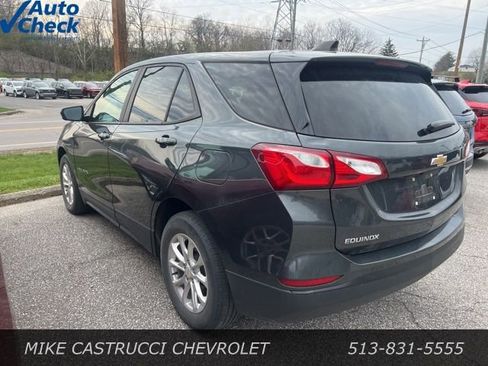 Used 2020 Chevrolet Equinox LS w/ LS Convenience Package image 4