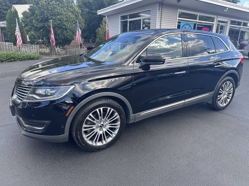 Used 2018 Lincoln MKX Reserve AWD/4WD image 10