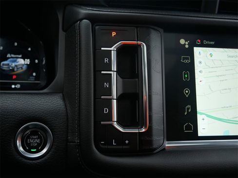 Used 2023 GMC Yukon XL Denali image 23