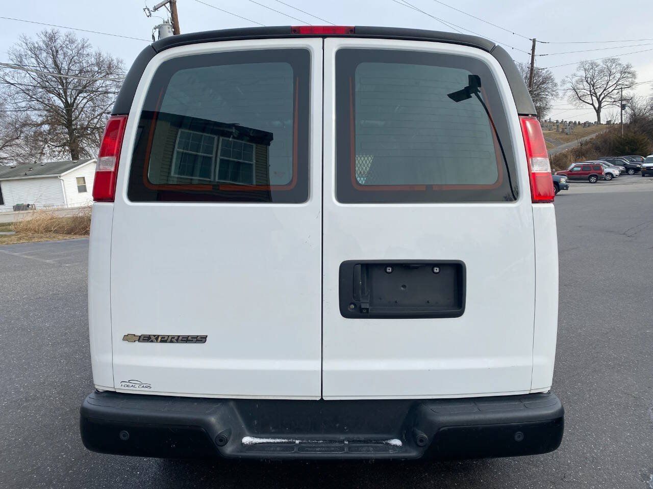 Used 2019 Chevrolet Express 2500 w/ Driver Convenience Package RWD image 4