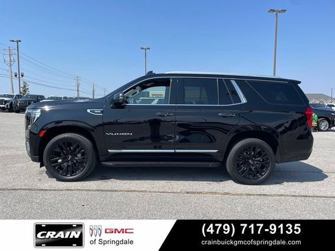 Used 2021 GMC Yukon SLT w/ SLT Premium Package AWD/4WD image 4