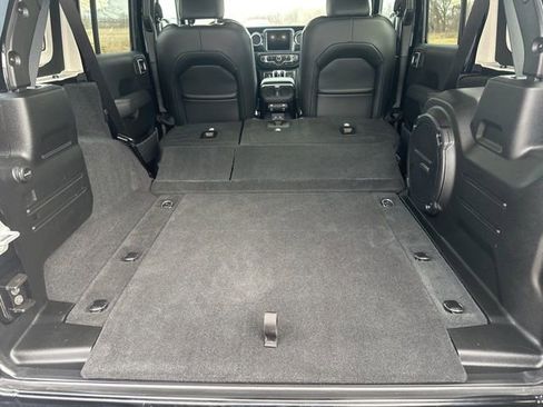 Used 2023 Jeep Wrangler Sahara image 56