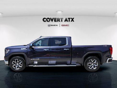 Used 2023 GMC Sierra 1500 SLT AWD/4WD image 5