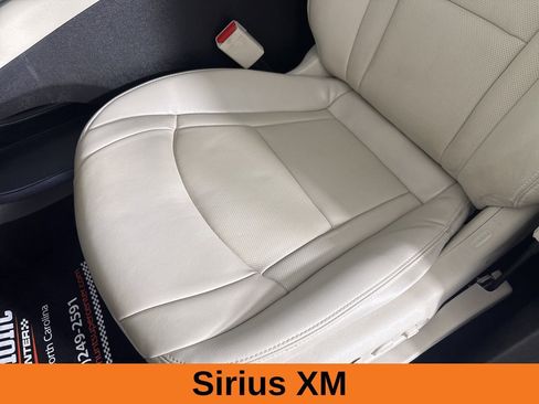 Used 2023 Buick Enclave Premium w/ Experience Buick Package image 10