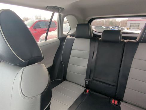 Used 2020 Toyota RAV4 XLE w/ Convenience Package image 13