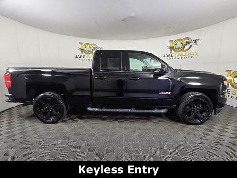 Certified 2018 Chevrolet Silverado 1500 LT w/ Rally 2 Edition AWD/4WD image 10