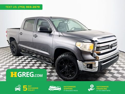 Used 2017 Toyota Tundra SR5 w/ SR5 Upgrade Package RWD image 1