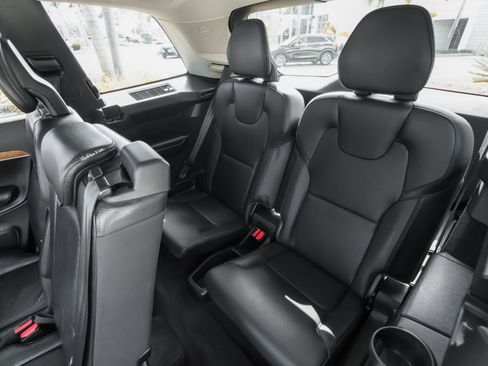 Used 2023 Volvo XC90 T8 Plus w/ Protection Package image 45