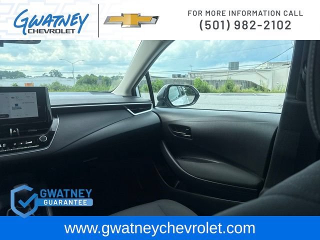 Used 2024 Toyota Corolla LE FWD image 25