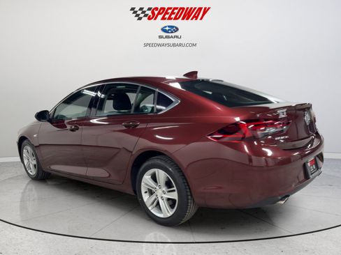 Used 2018 Buick Regal Preferred image 8