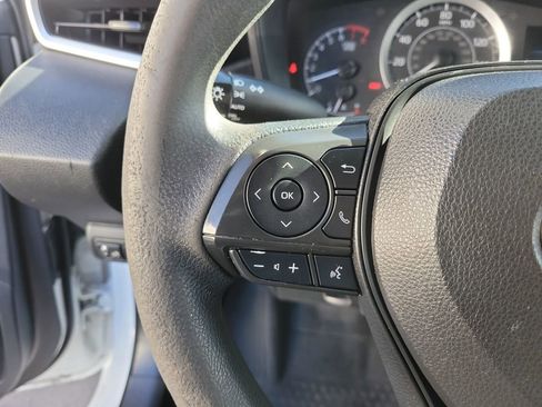 Used 2022 Toyota Corolla LE image 23