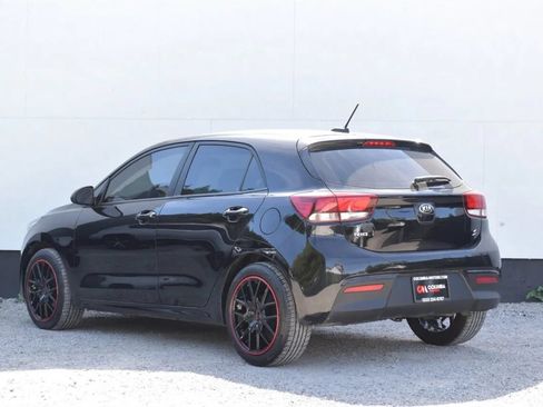 Used 2019 Kia Rio S FWD image 2