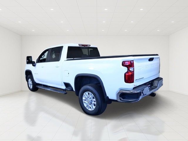 Used 2025 Chevrolet Silverado 3500 LT w/ Safety Package AWD/4WD image 4