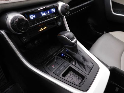 Used 2023 Toyota RAV4 XLE Premium image 23