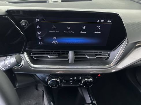 Used 2025 Chevrolet Trax ACTIV w/ Driver Confidence Package FWD image 14