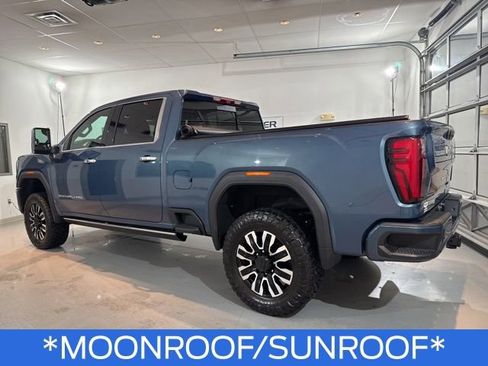 Used 2025 GMC Sierra 3500 Denali Ultimate image 6