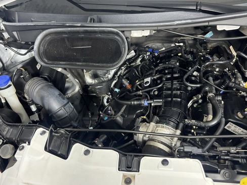 Used 2023 Ford Transit 350 XLT image 31