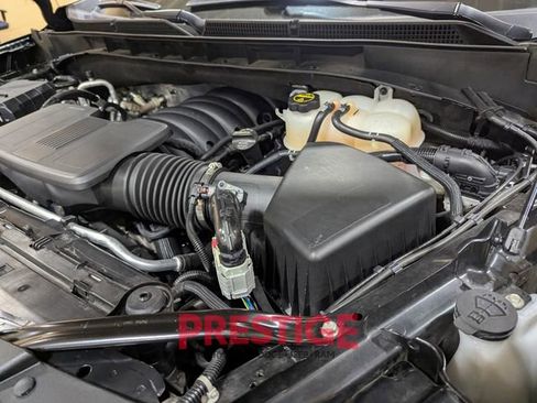 Used 2025 GMC Yukon XL Denali image 36