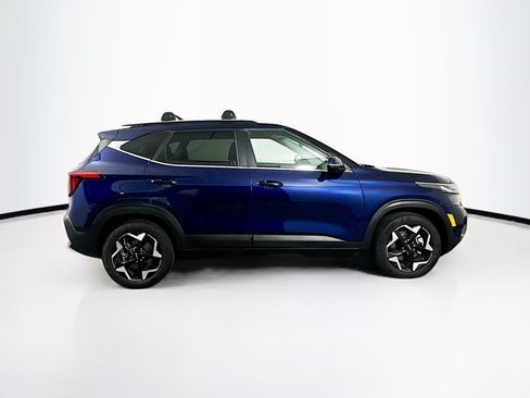 Used 2024 Kia Seltos EX AWD/4WD image 10
