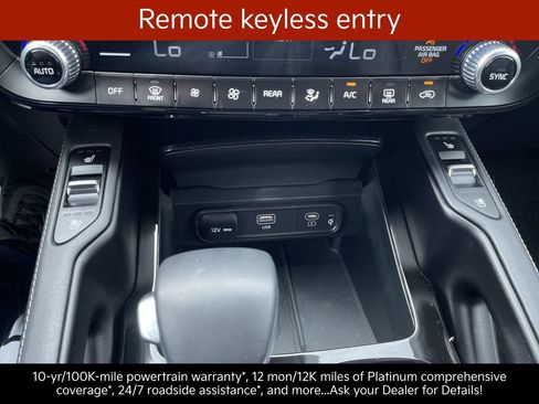 Certified 2024 Kia Telluride EX w/ EX Captain's Chair Package AWD/4WD image 23