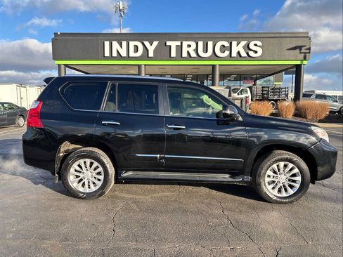 Used 2013 Lexus GX 460 image 2