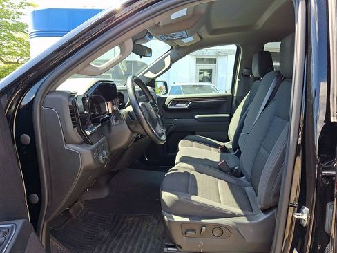 Certified 2023 Chevrolet Silverado 1500 LT AWD/4WD image 13
