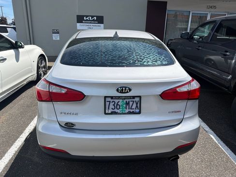 Used 2016 Kia Forte EX w/ EX Premium Package FWD image 5
