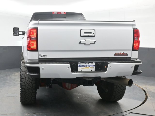 Used 2018 Chevrolet Silverado 2500 High Country w/ Duramax Plus Package AWD/4WD image 13