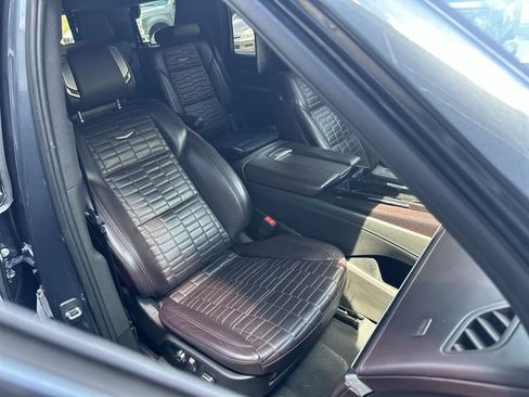 Used 2021 Cadillac Escalade Sport Platinum AWD/4WD image 29