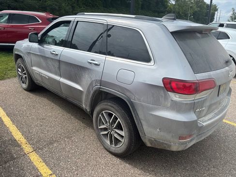 Used 2021 Jeep Grand Cherokee Limited AWD/4WD image 2