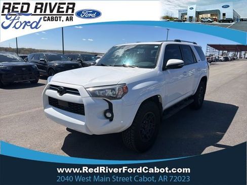 Used 2022 Toyota 4Runner SR5 Premium w/ Moonroof Package image 1