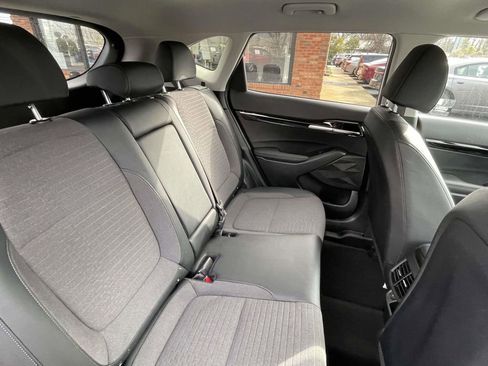 Used 2023 Kia Seltos S w/ Navigation Package image 18
