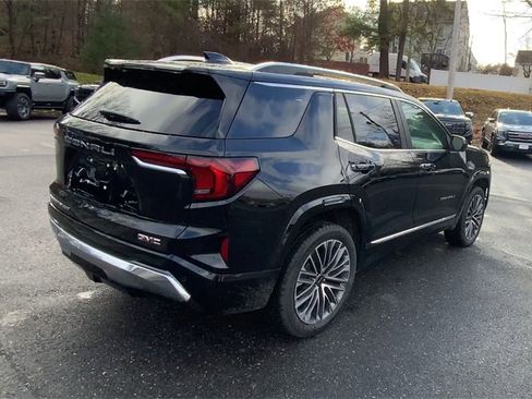 New 2026 GMC Terrain Denali w/ LPO, Floor Liner Package image 8