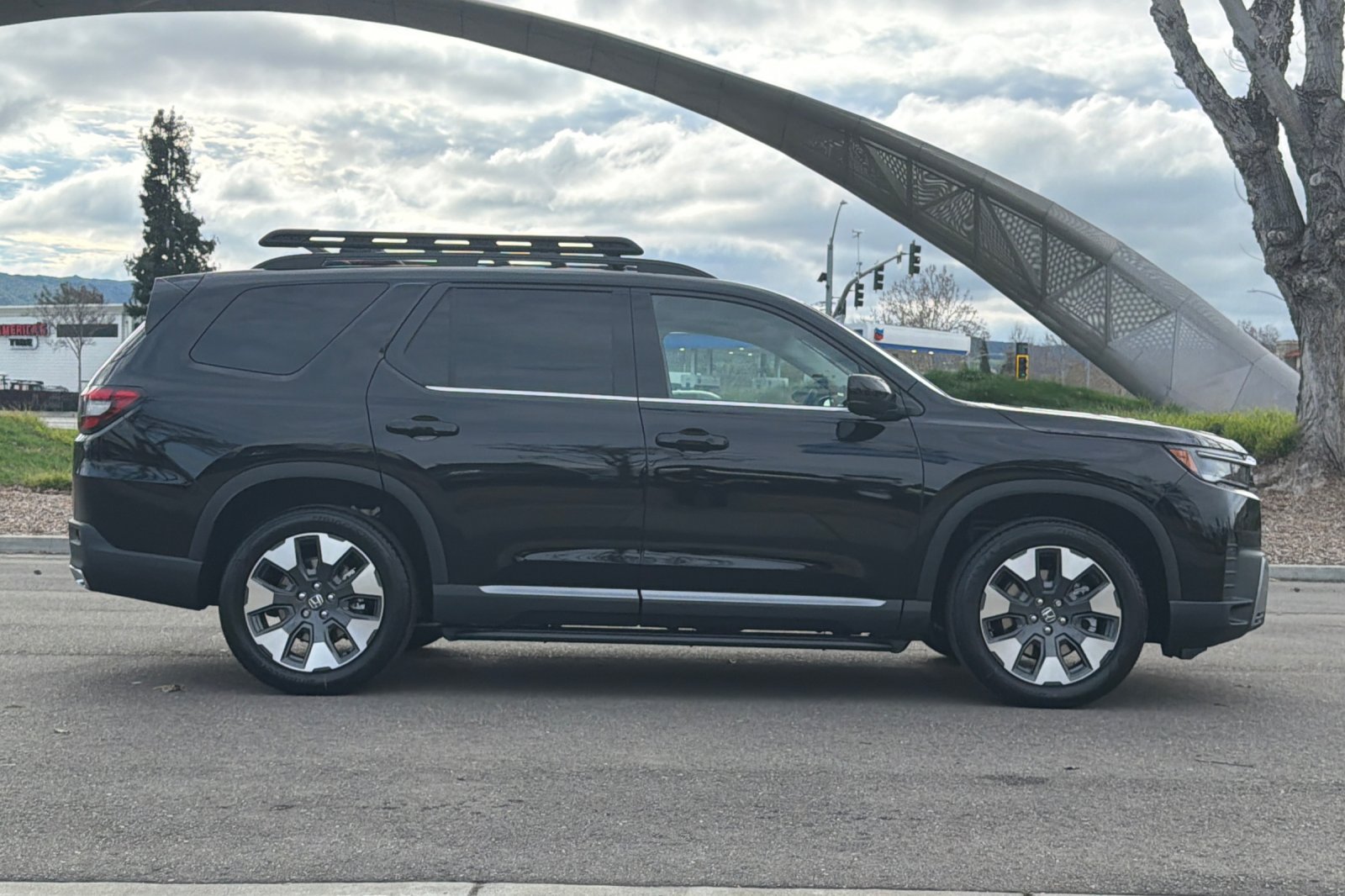 New 2026 Honda Pilot Elite image 3