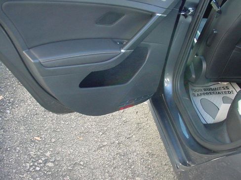 Used 2015 Volkswagen Golf SE image 33