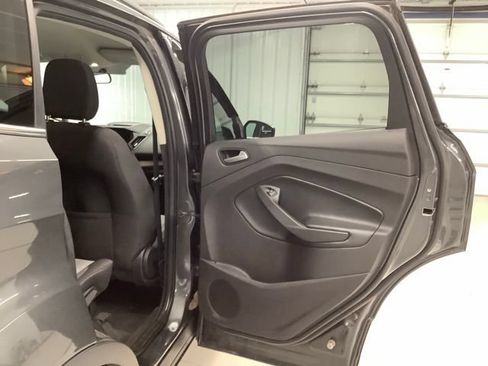 Used 2018 Ford Escape SE w/ SE SYNC Package AWD/4WD image 9