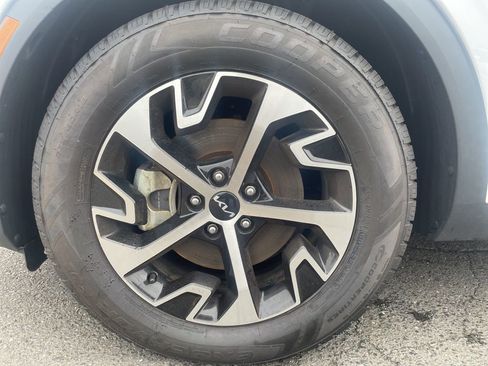 Certified 2023 Kia Sportage EX image 14