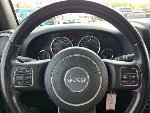 Used 2016 Jeep Wrangler Unlimited Sport w/ Quick Order Package 24S AWD/4WD image 19