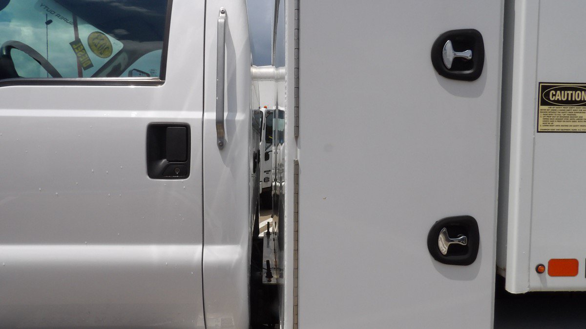 Used 2023 Ford F650 2WD Regular Cab Super Duty image 12